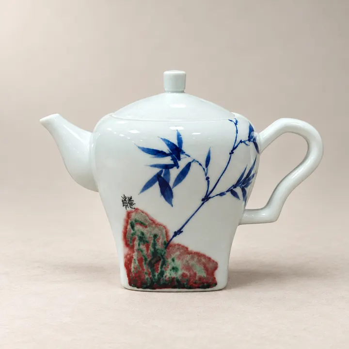 Bamboo · Blue-and-white & Underglaze-red Teapot