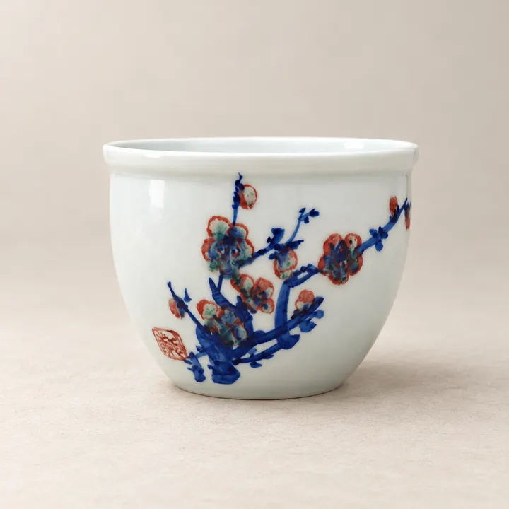Jar-form · Blue-and-white & Underglaze-red Tea Cup