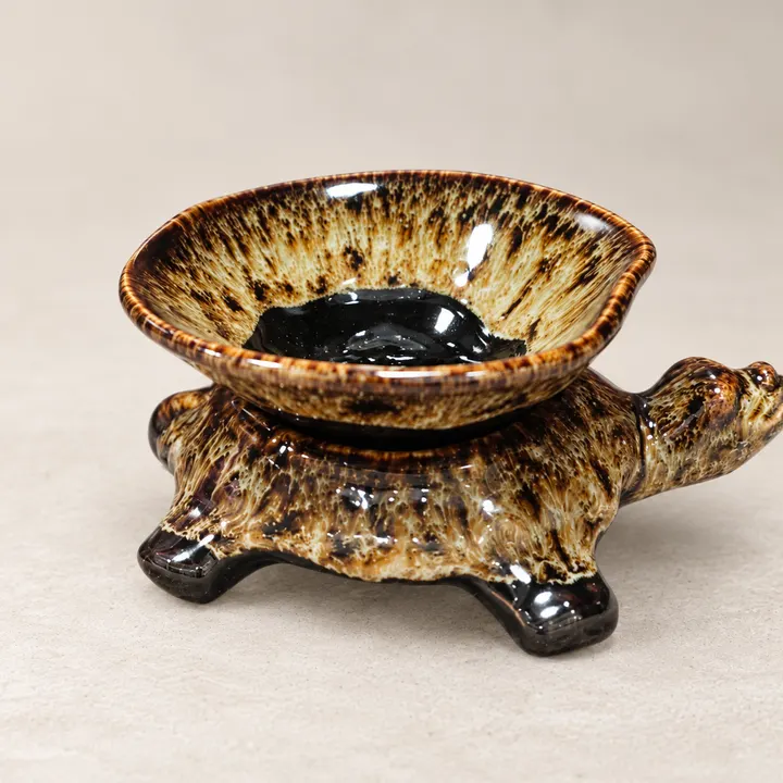 Coloured-glaze Tea Accessory