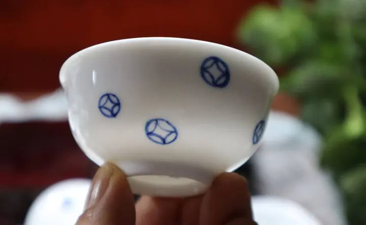财源滚滚来，玲珑茶具