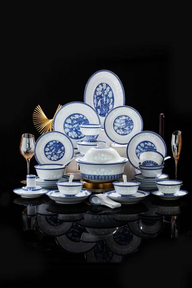 Yilu Liansheng · In-glaze-colour 58-piece Dinnerware
